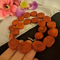 Coral necklace, large and spectacular