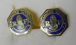 Gendarmerie nationale / French police fire enamel gold colored, precious metal cufflinks.