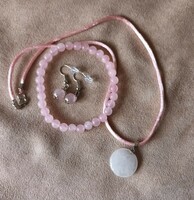 Rose quartz mineral jewelry set
