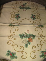 A gorgeous Christmas hand-embroidered gold lace edge woven tablecloth runner