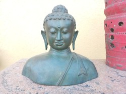 Régi buddha szobor