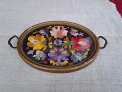 Beautiful embroidered tray centerpiece with flowers