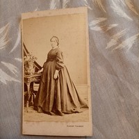 19th-century full-length photo of a lady