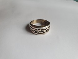 Női ezüstgyűrű