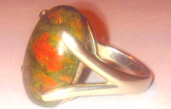 Exotic Unakite Epidote Gemstone Silver Ring Green and Coral Color Tropical Rainforest 10.7g