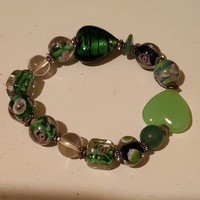 A wonderful glass rubber bracelet