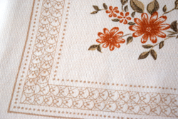 Régi festett terítő pamut asztalterítő abrosz vidám virágos 150 x 106