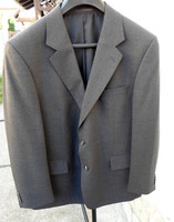 Men's jacket 12. (Grey, context)