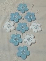 Blue and white flower ornaments.