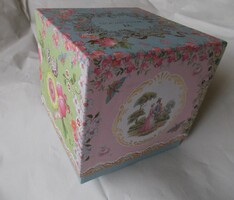 Wedgwood gilded, floral, life scene decoration box