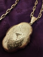 Old silver necklace with large opening pendant (45.7 grams)