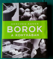 Herczeg Ágnes Borok a konyhában > Konyhaművészet > Italok >