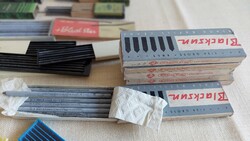 Artist supplies, old graphite pads, drawing kit tour