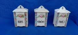 Small spice containers