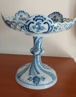 Meisseni porcelán, áttört asztalközép/kínáló
