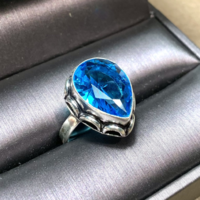 6,75 méret (17,25 mm átmérő),Nagy 925 ezüstözött gyűrű kék topáz szín kővel, indiai ezüstözött gyűrű