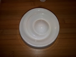 Oliva serving spiral, porcelain, 13.5 cm in diameter.