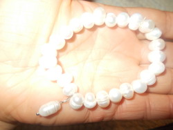 Genuine cultured pearls flexible bracelet with charms