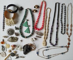Really retro jewelry package (40 pieces) with unique pieces