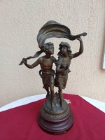 Nagy méretű antik Francia szobor pár,, bronzírozott spiáter,, 48 cm magas,,most minimál ár nélkül,