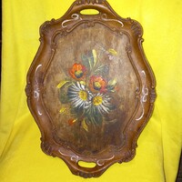 Baroque style wooden tray. An offerer.