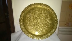 Kelet kincsei- réztálca kézi megmunkálással-átm.31 cm -hibátlan, ajándékba is