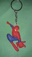 Retro trafikáru kulcstartó Spiderman - PÓKEMBER FLAT GUMI FIGURA a képek szerint