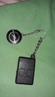Retro car key holder Győr Opel dealership with electric opening and closing accessories as shown in the pictures
