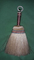 Retro tobacconist mini broom keychain decoration is rare according to the pictures