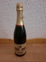 Balaton - Boglári Frizzante, muzeális bor
