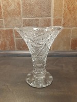 Special glass vase in the shape of a flower cup, 719 grams