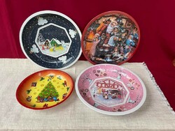 Plèh and 1 plastic Santa Christmas tree trays offering Christmas festive holiday whirlwind Christmas