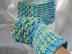 Fingerless crochet gloves.