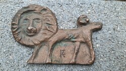 Bronze lion sculpture with sign - gallery owner?