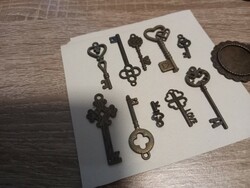 Decorative keys are sold together