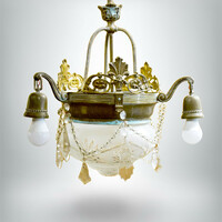 Large chandelier with 4 bulbs