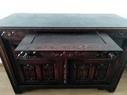 Large size xix. Century, carved Renaissance chest of drawers