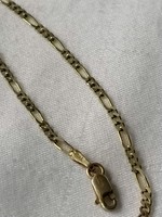 14 Karátos arany Figaro mintás nyaklánc 56 cm 5,7 gr