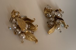 Dreamy vintage earrings pearl grape cluster grape cluster crystal stones