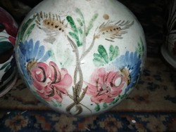 Old folk objects are unfortunately damaged, as can be clearly seen in the pictures