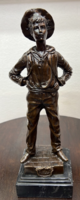 Fütyörésző fiú - bronz szobor Kortárs PIERRE CHENET