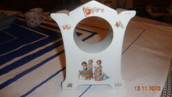 Óratartó  , Victoria - Ausztria  porcelán  , az  óratartó fészek  5,2 cm átmérőjű