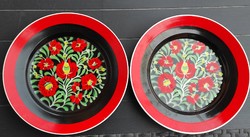 Classic raven house red and black normal large plate size plates