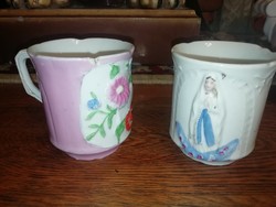 Mugs marked antique are damaged, clearly visible in the pictures