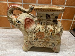 Chinese style flower pot elephant