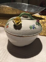 Hand-painted Herend porcelain, large heart-shaped bonbonnier with rose holder (33)