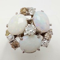 400T. Antique brilliant 1.25Ct 14k gold 8.52G opal 3ct ring with high quality white and fancy diamonds