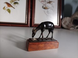 A beautiful, rare sculpture depicting a grazing roe deer, figure with beautiful details