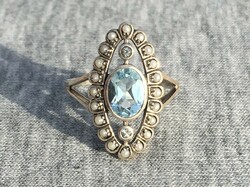 Női ezüst gyűrű akvamarin és gyöngy