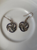 Beautiful pair of Irish / Celtic earrings